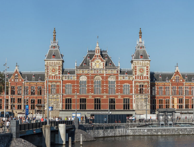زیباترین ایستگاه های راه آهن اروپا / گشتی در میان شاهکارهای معماری