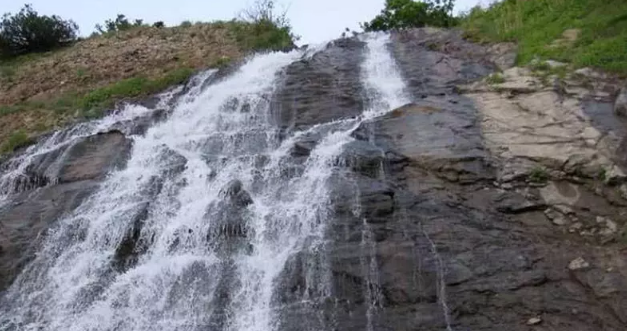 حتما از آبشارهای شگفت انگیز ماسال دیدن کنید