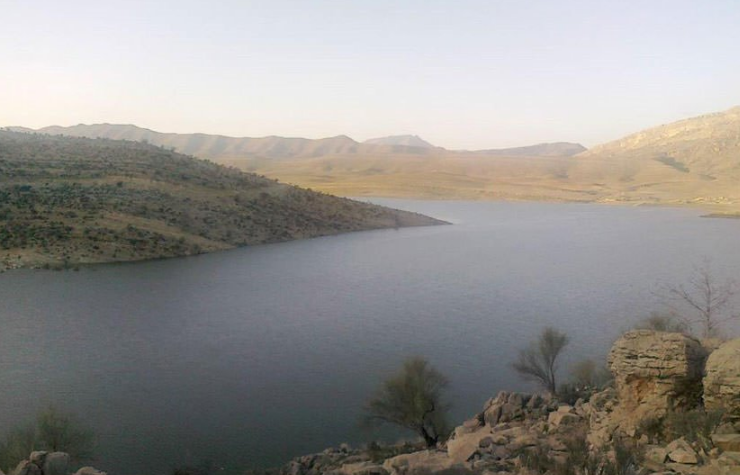 دریاچه ای جالب و دیدنی در سد تنگاب فیروزآباد