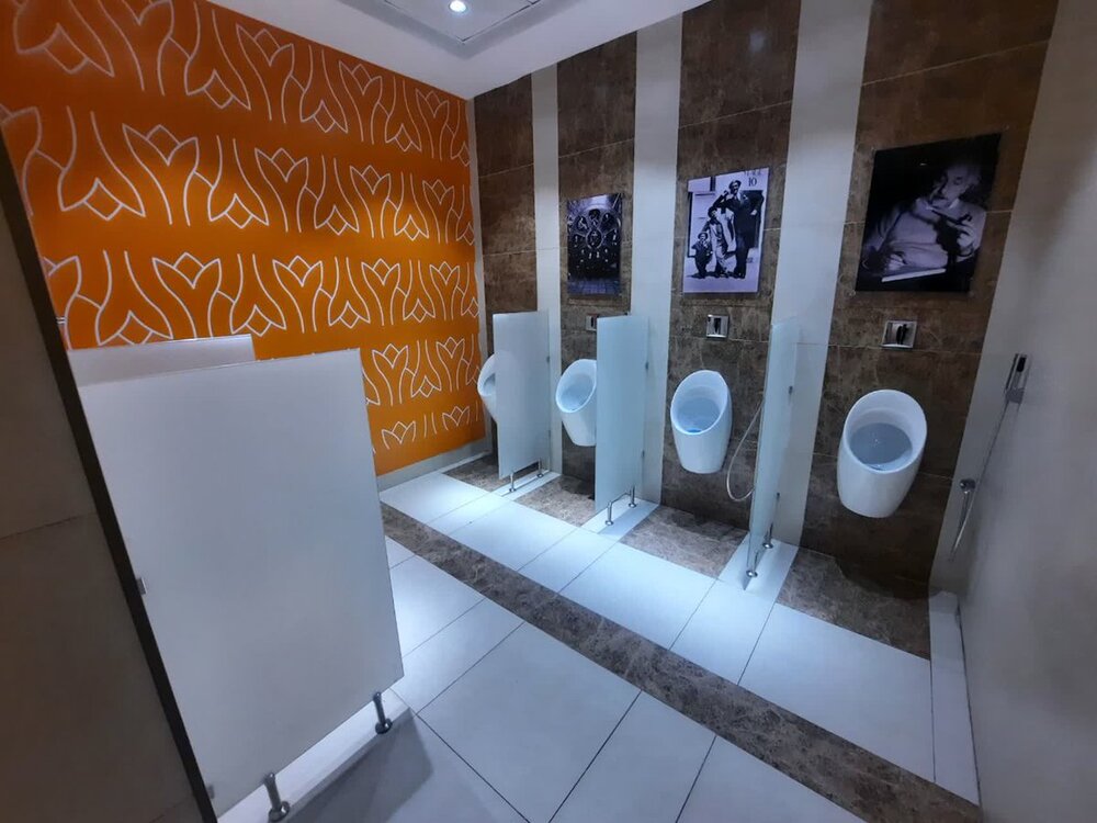عکس توالت اروپایی در مرکز خرید کیش