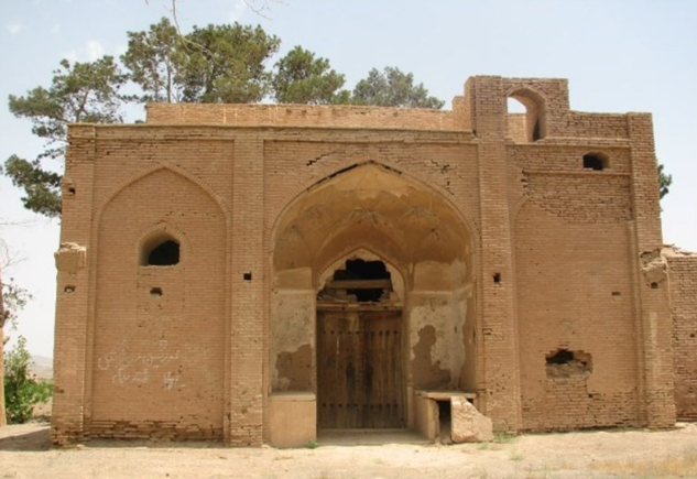 کاخ تاج آباد نطنز دیدنی است