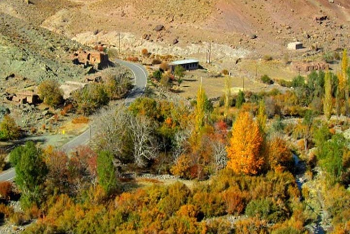 روستای بیدخوان بردسیر کرمان دیدنی است