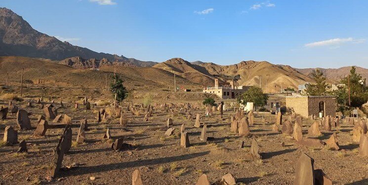 عجیب ترین قبرستان جهان در روستای تره نطنز در ایران + فیلم