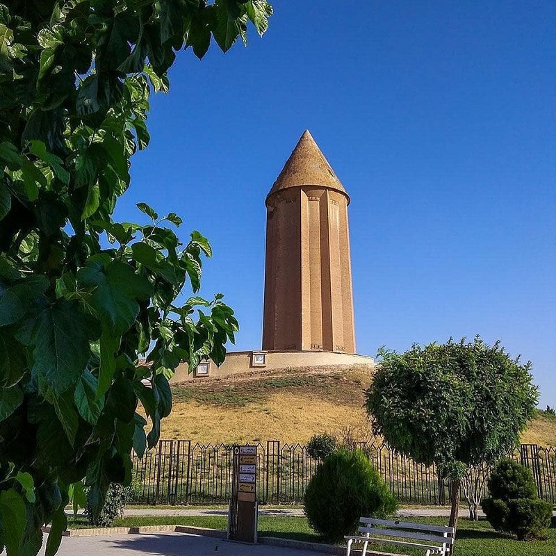 برج آجری گنبدی؛  یک جاذبه جالب در گلستان