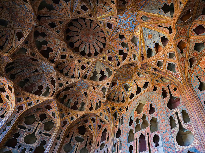 کاخ آلای کاپو؛  جاذبه ای بی نظیر در اصفهان