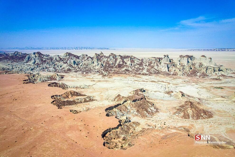 عکس های جادویی از کوه های مریخی چابهار