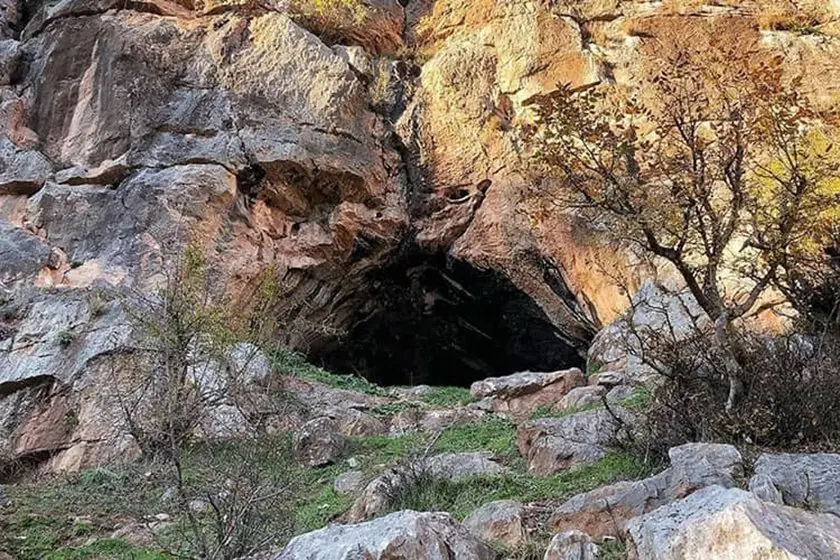 غار دربند ریشی;  یکی از جاذبه های دیدنی رودبار