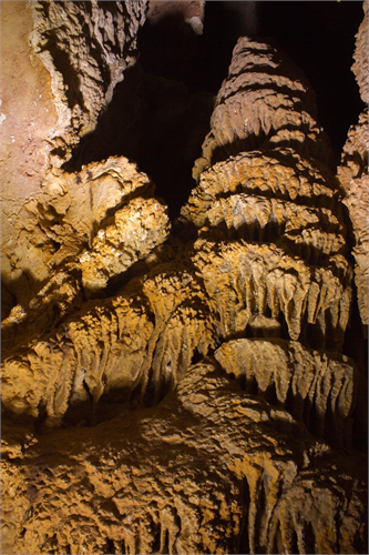 غار گنجشک;  راه رفتن به دل زمین