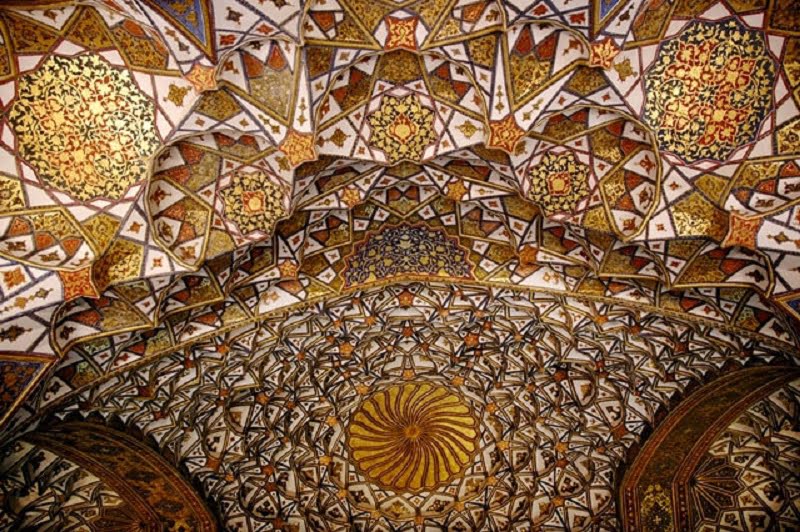 زیباترین تالار تاریخی اصفهان / تالار اشرف با نفیس ترین تزئینات