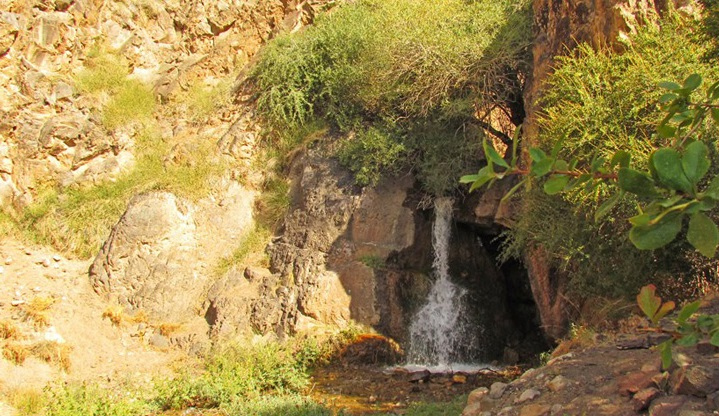 تور آبشار در آبشار نکرمان شاهرود