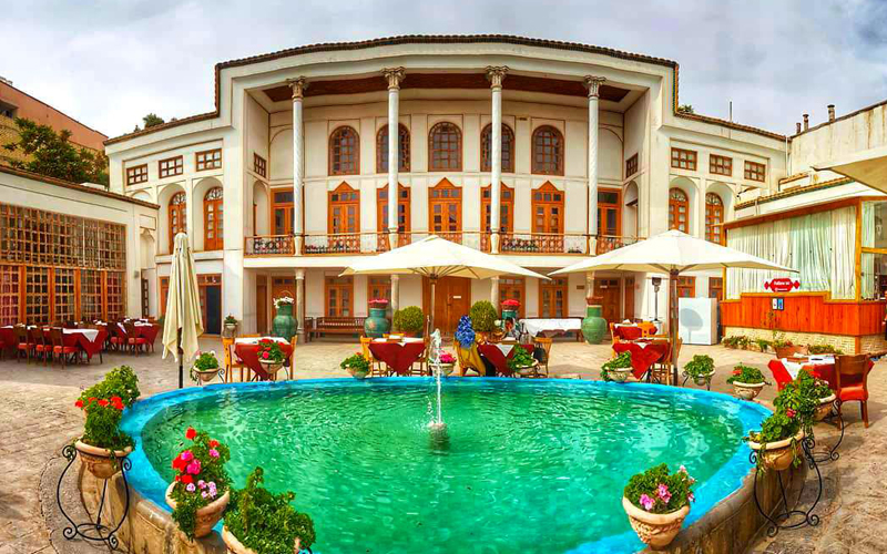 خانه دهدستی;  یک جاذبه مهم و دیدنی در اصفهان