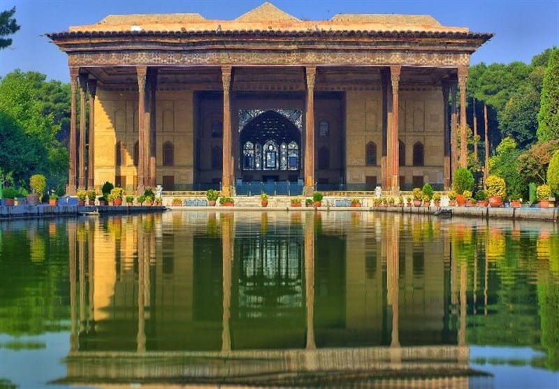 جاذبه های دیدنی اطراف موزه موسیقی اصفهان